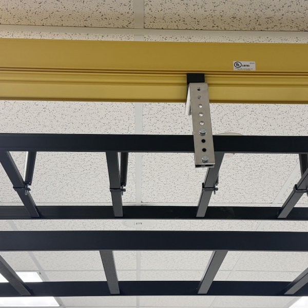 DC-3 remote hands team